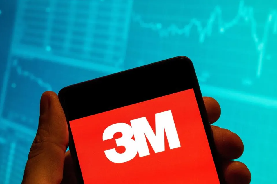 Navigating 3M’s (MMM) Downside Pressure and Long-Term Prospects