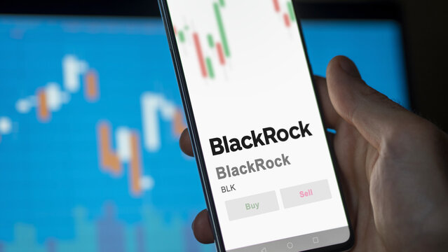 BlackRock (NYSE: BLK) Strong Weekly Breakout To Upside